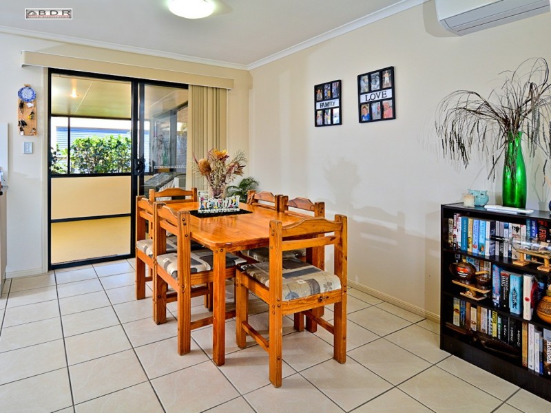 11 Lakeside Drive, Burrum Heads QLD 4659