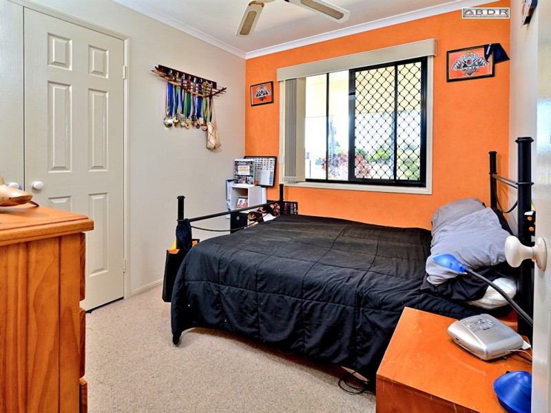 11 Lakeside Drive, Burrum Heads QLD 4659