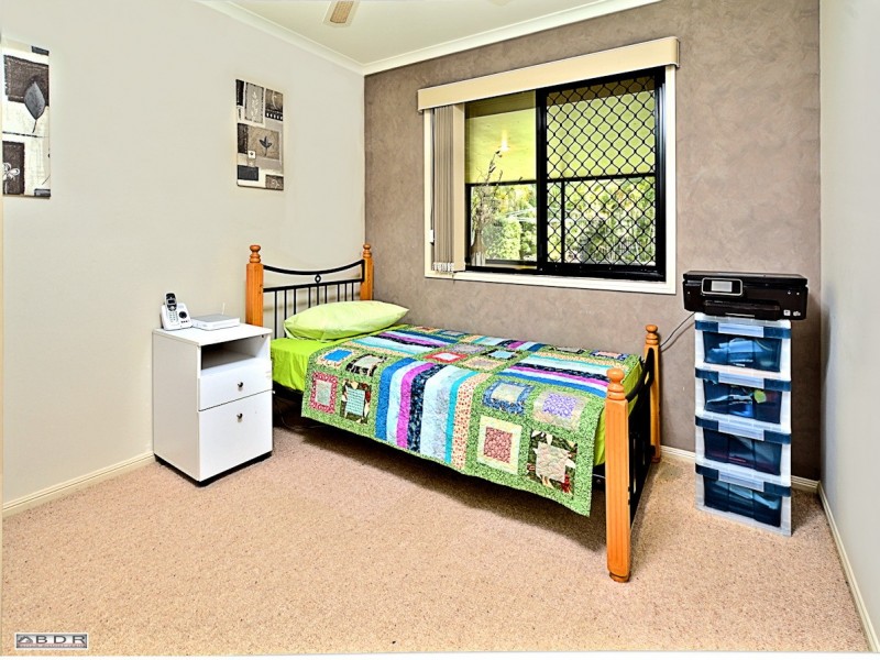 11 Lakeside Drive, Burrum Heads QLD 4659