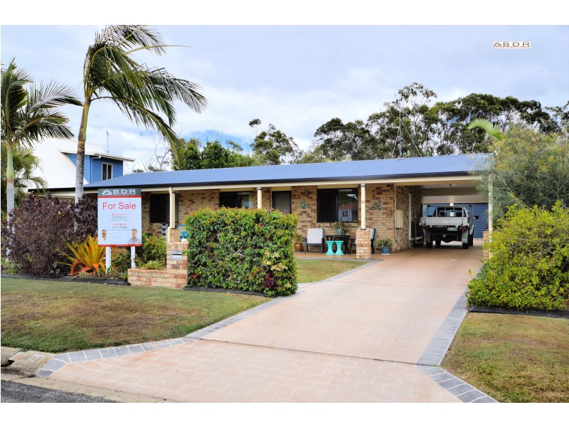 11 Lakeside Drive, Burrum Heads QLD 4659