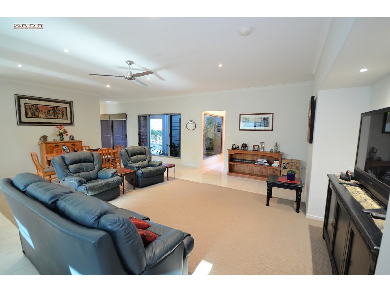 42 Traviston Way, Burrum Heads QLD 4659