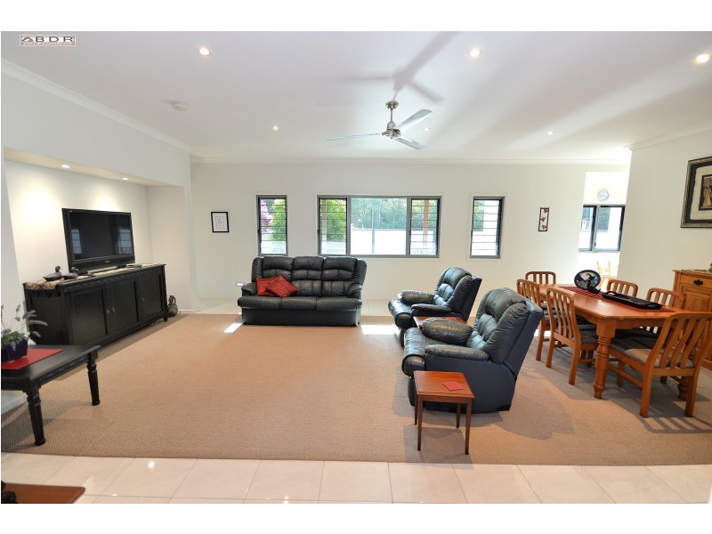 42 Traviston Way, Burrum Heads QLD 4659
