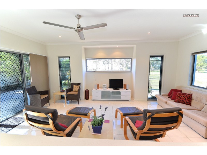 42 Traviston Way, Burrum Heads QLD 4659