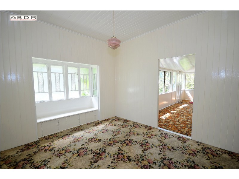 12 Crawford St, Torbanlea QLD 4662