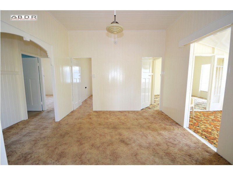 12 Crawford St, Torbanlea QLD 4662