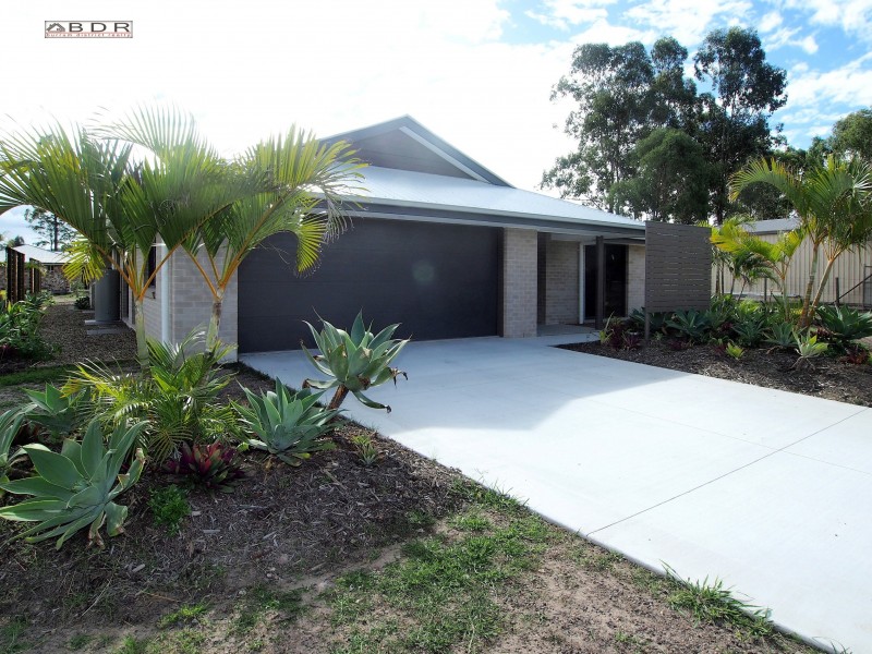 4 Southfork Cct, Burrum Heads QLD 4659