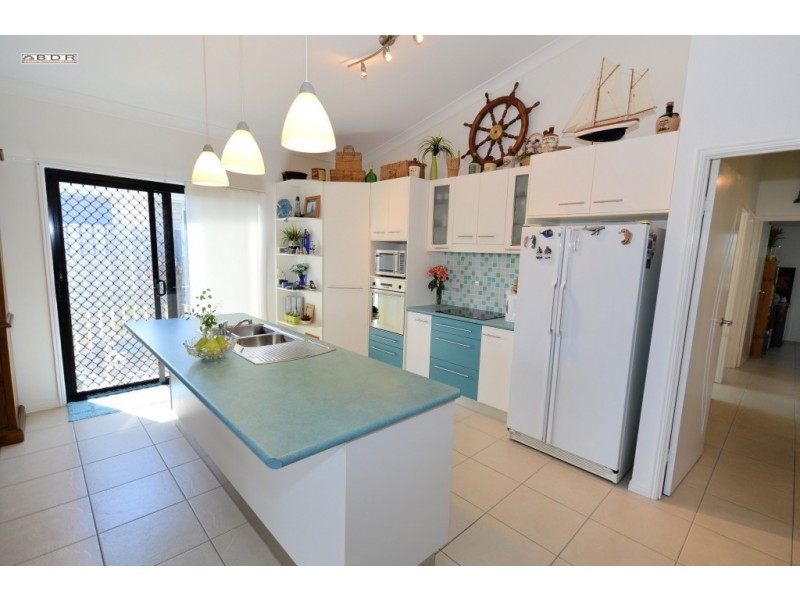 5 Beach Drive, Burrum Heads QLD 4659