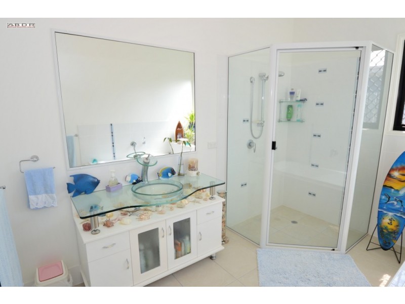 5 Beach Drive, Burrum Heads QLD 4659