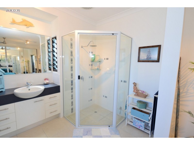 5 Beach Drive, Burrum Heads QLD 4659