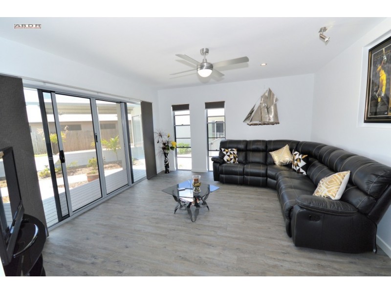 3 Noeme Street, Burrum Heads QLD 4659