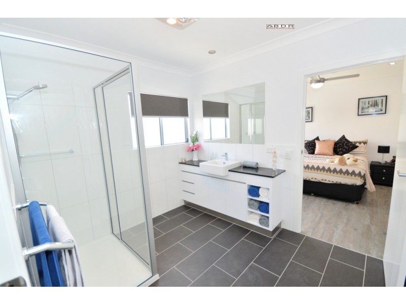 3 Noeme Street, Burrum Heads QLD 4659