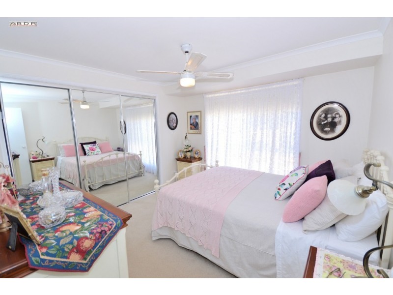 4 Beach Drive, Burrum Heads QLD 4659