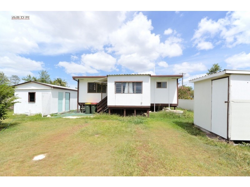 25 James Street, Howard QLD 4659