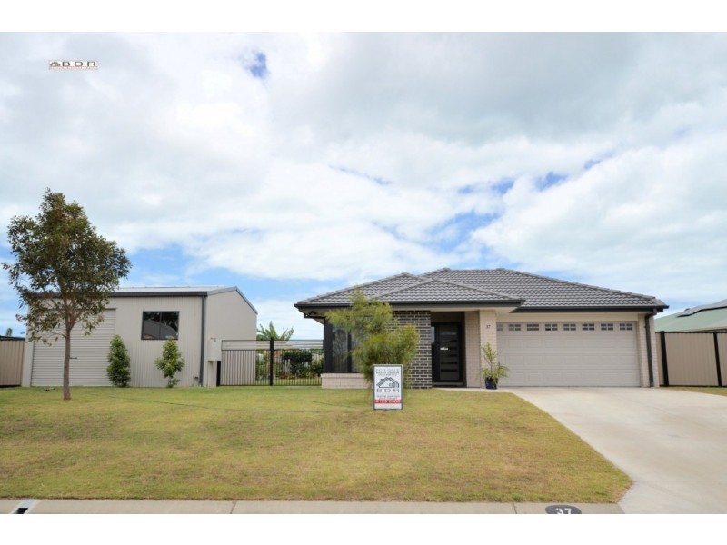 37 Sunrise Cresent, Burrum Heads QLD 4659