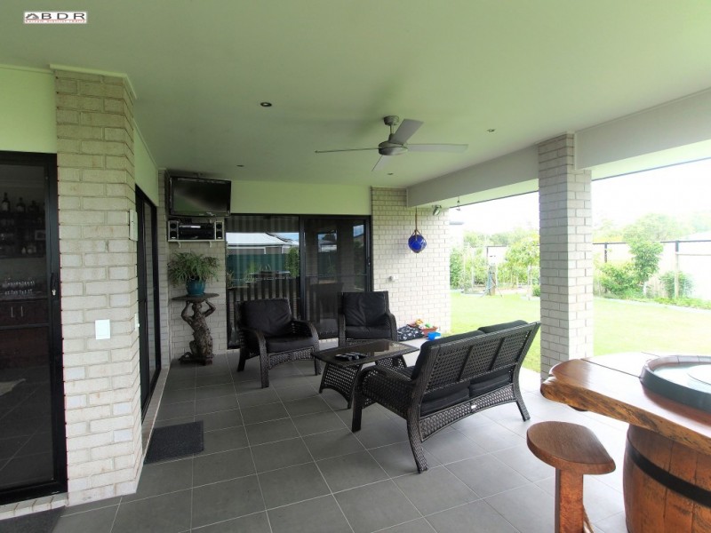 37 Sunrise Cresent, Burrum Heads QLD 4659
