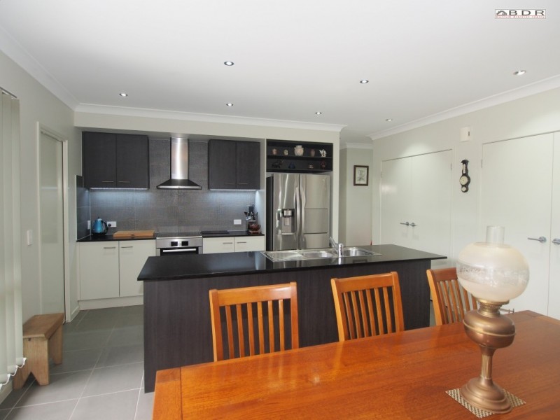 37 Sunrise Cresent, Burrum Heads QLD 4659