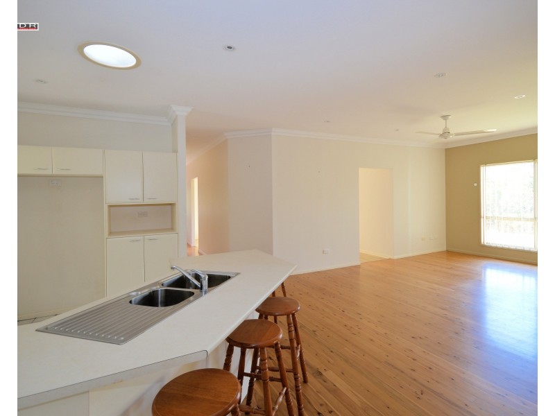 68 Old Bruce Hwy, Howard QLD 4659
