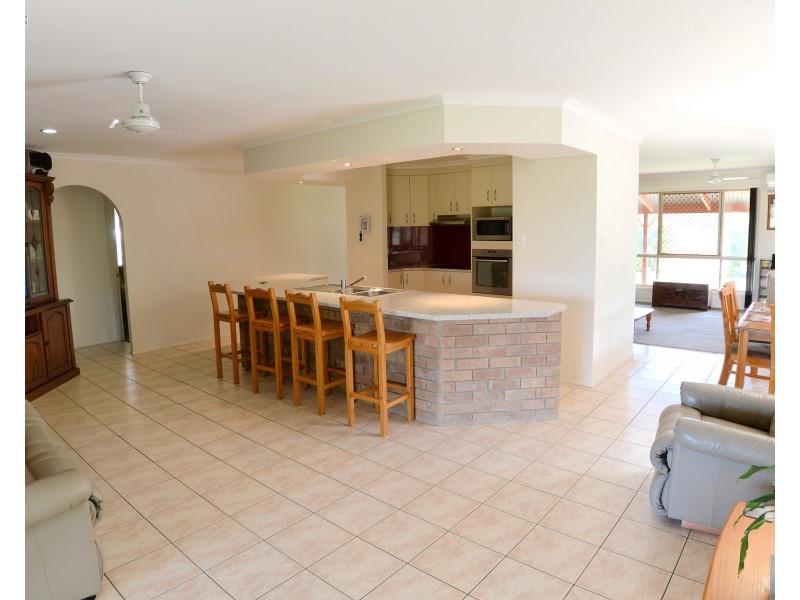 63 Gregory St, Howard QLD 4659