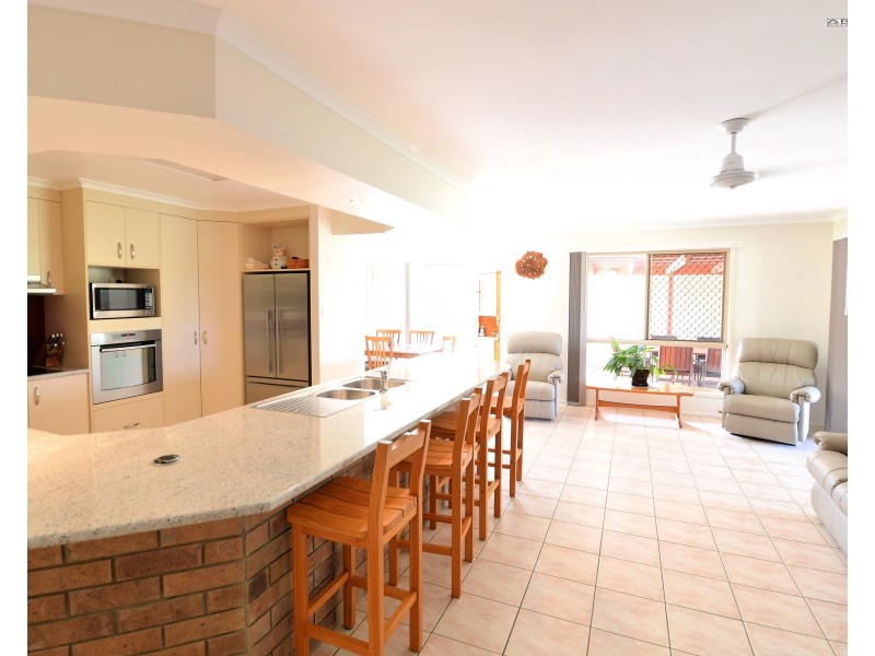 63 Gregory St, Howard QLD 4659
