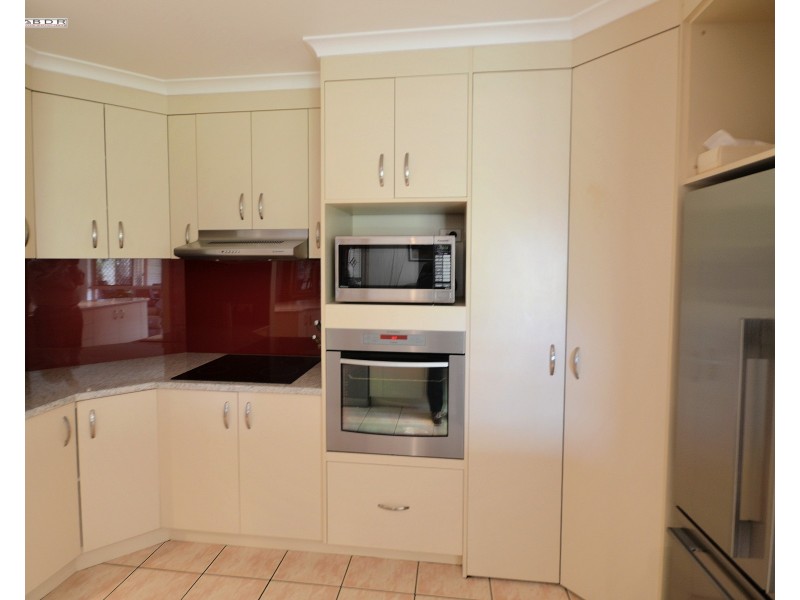 63 Gregory St, Howard QLD 4659