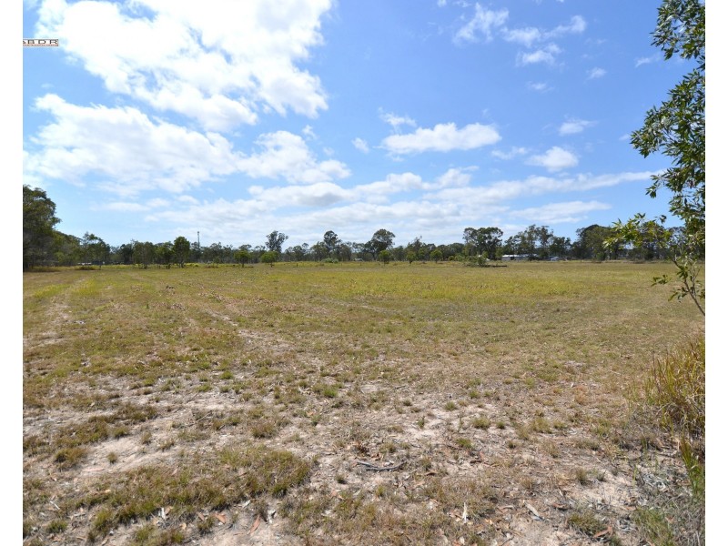 63 Gregory St, Howard QLD 4659