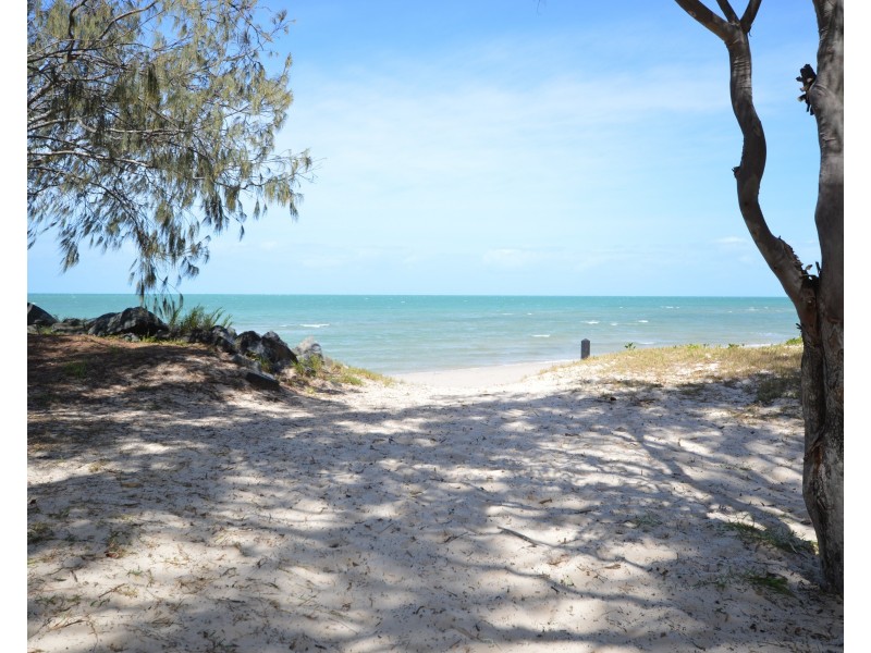 4 Tamarind Close, Burrum Heads QLD 4659