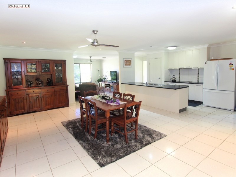 1 Harlequin Court, Burrum Heads QLD 4659