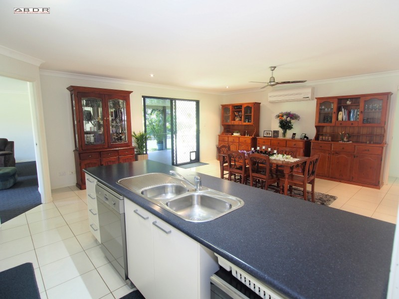 1 Harlequin Court, Burrum Heads QLD 4659