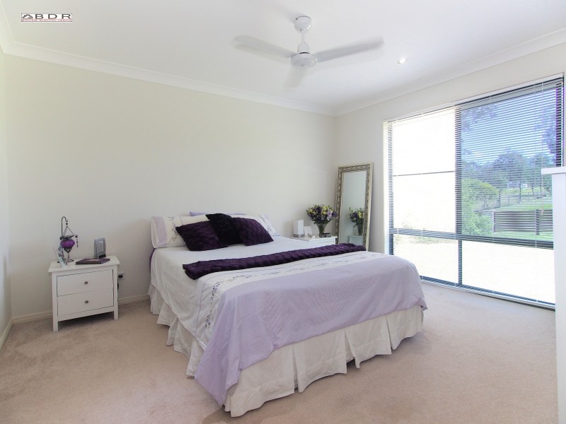 1 Harlequin Court, Burrum Heads QLD 4659