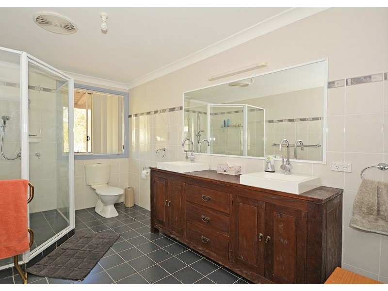 332 Pacific Haven Crct, Pacific Haven QLD 4659
