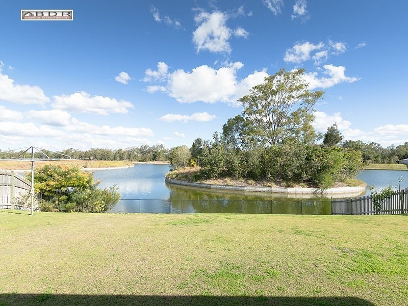35 NORTHSHORE AVENUE, Toogoom QLD 4655