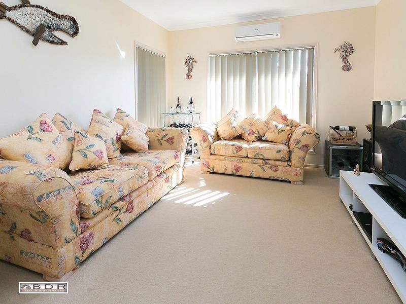 35 NORTHSHORE AVENUE, Toogoom QLD 4655