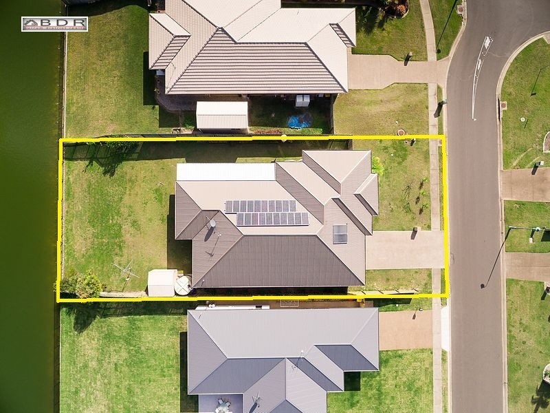 35 NORTHSHORE AVENUE, Toogoom QLD 4655