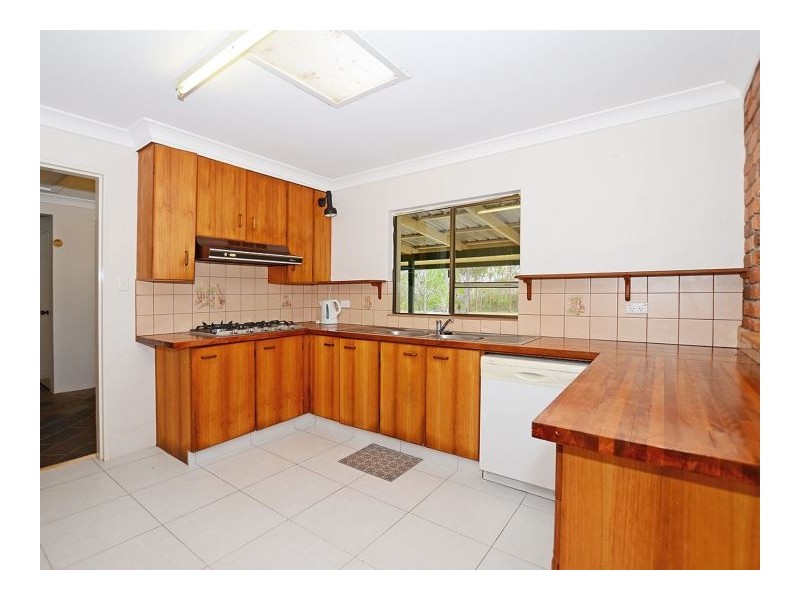 1 Brenda Court, Torbanlea QLD 4662