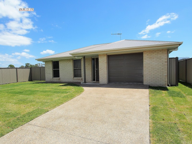 1/1 Traviston Way, Burrum Heads QLD 4659