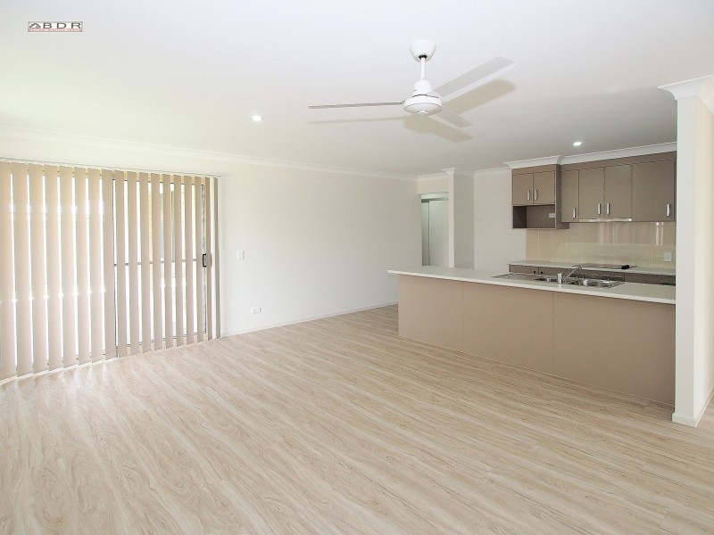 1/1 Traviston Way, Burrum Heads QLD 4659