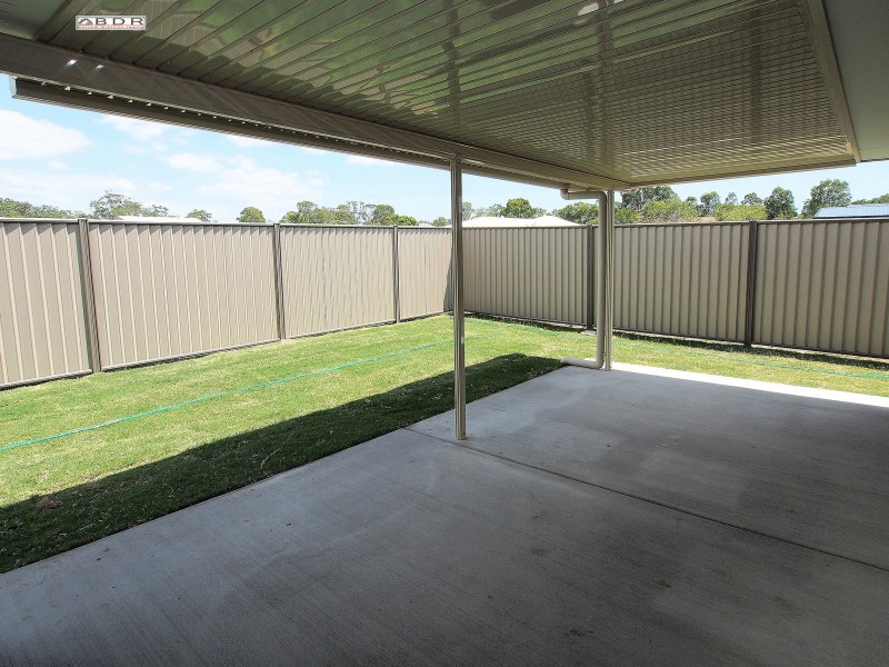 1/1 Traviston Way, Burrum Heads QLD 4659