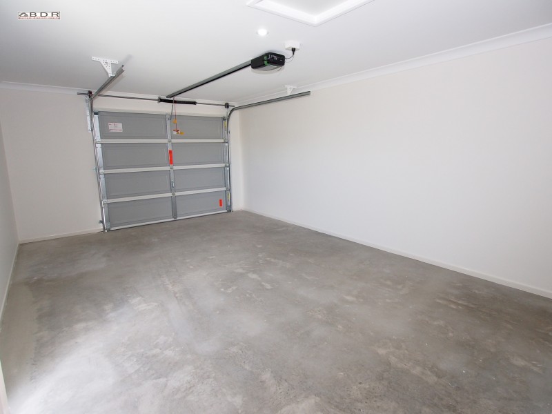 2/1 Traviston Way, Burrum Heads QLD 4659