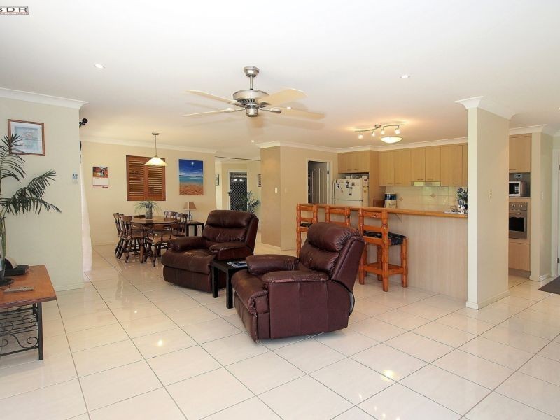33 Lucas Drive, Burrum Heads QLD 4659