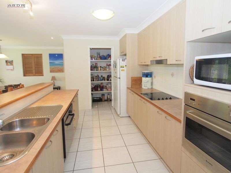 33 Lucas Drive, Burrum Heads QLD 4659
