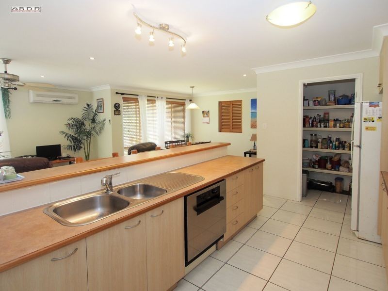 33 Lucas Drive, Burrum Heads QLD 4659