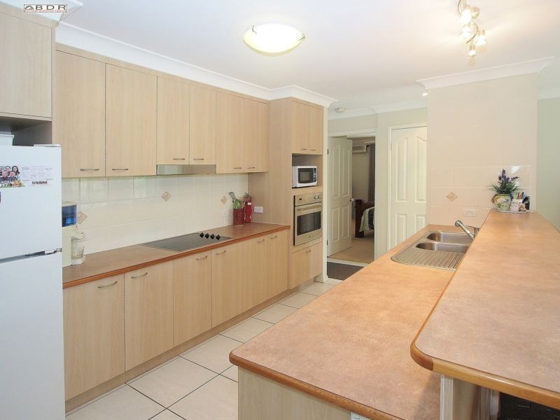 33 Lucas Drive, Burrum Heads QLD 4659