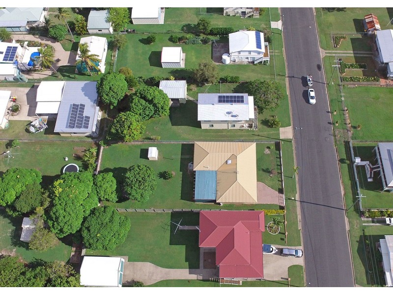 75 Burrum Street, Burrum Heads QLD 4659