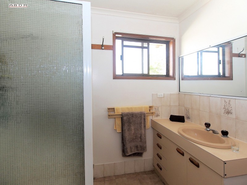 11 Coal Street, Howard QLD 4659