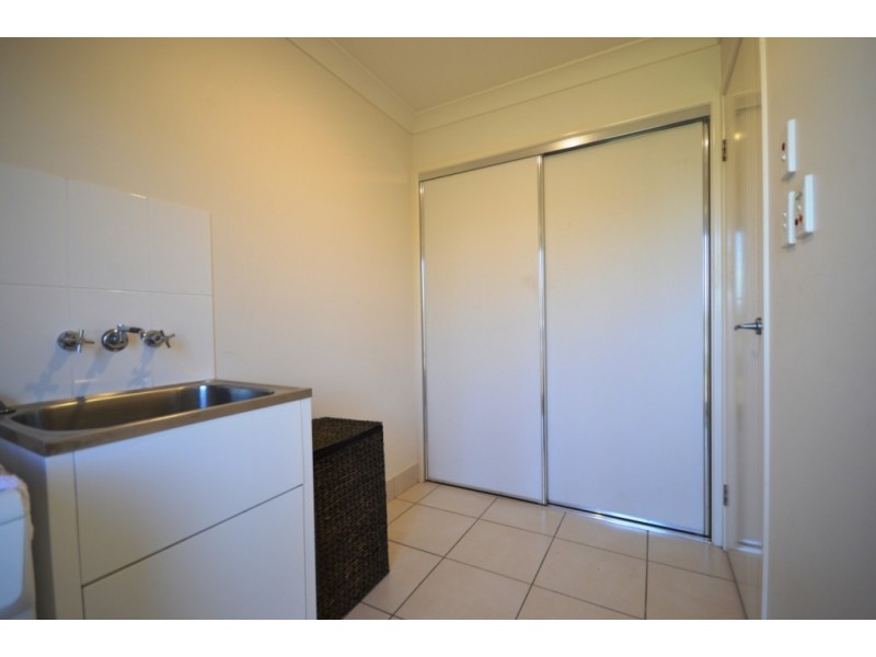 2 Brypat Close, Burrum Heads QLD 4659