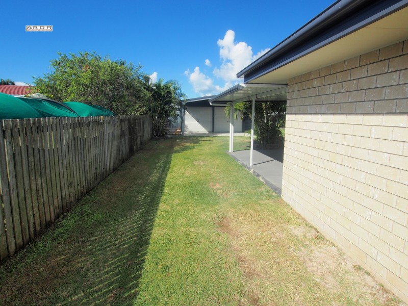 12 Lakeside Drive, Burrum Heads QLD 4659