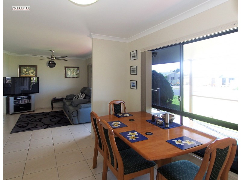 5 Lakes Boulevard, Burrum Heads QLD 4659