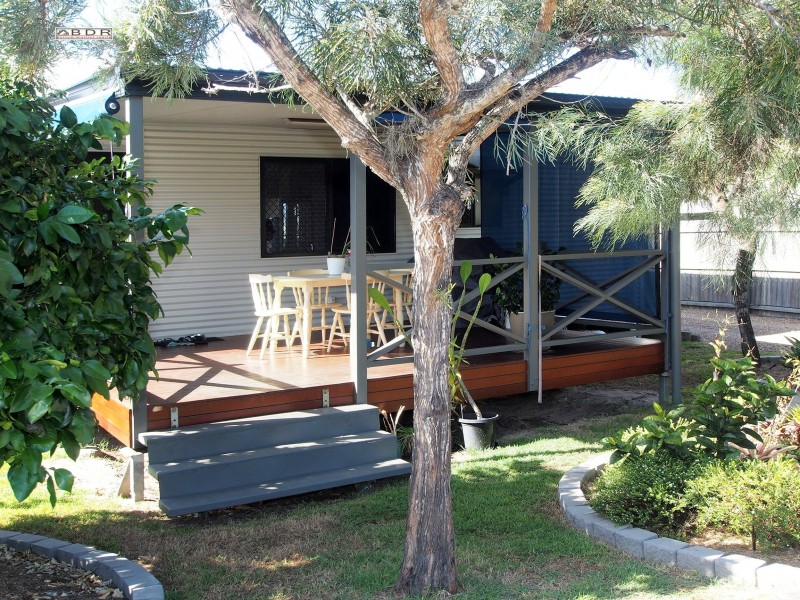 5 Lakes Boulevard, Burrum Heads QLD 4659