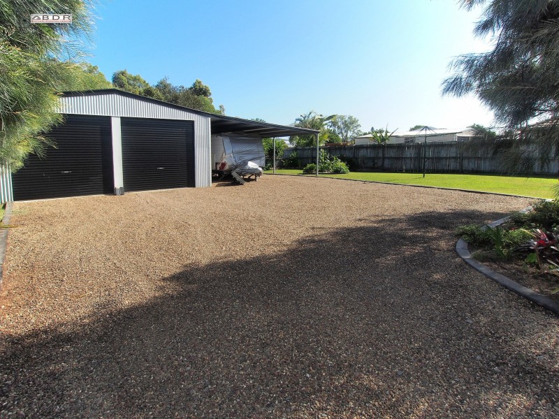 5 Lakes Boulevard, Burrum Heads QLD 4659