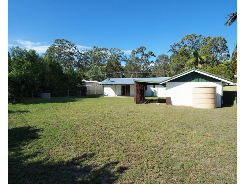 37 Burrum Heads Rd, Burrum Heads QLD 4659